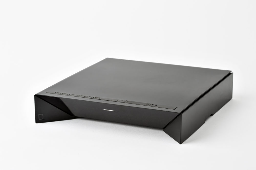 Forforsterker og streamer fra Definitive Technology