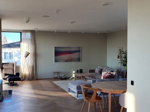 Lyd i flere rom Nordstrand, 60 høyttalere, 20 soner